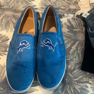 Women’s size 9 Detroit lions shoes only women a couple times runs narrow